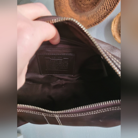 Coach purse - Picture 4 of 4